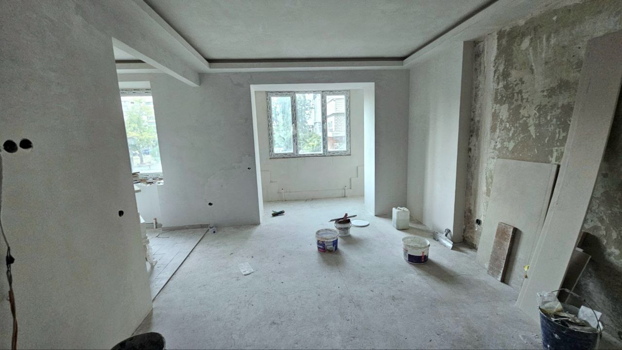 🔔Продается 3-х комнатная квартира в г. Свердловске.🔔
❗Адрес: кв. 60 лет СССР, д. 12, 1 этаж. Площадь 60,2 кв.метра
💼Идеальный вариант для жизни ...