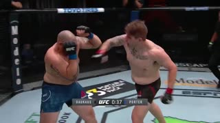 Крис Дакас нокаутировал Паркера Портера в первом раунде